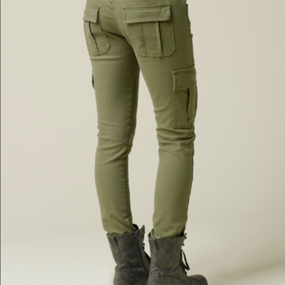 Elliot Jeans